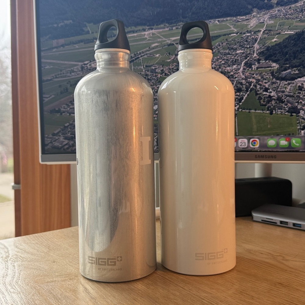 lululemon athletica Silver and White Water Bottles - Picture 3 of 9